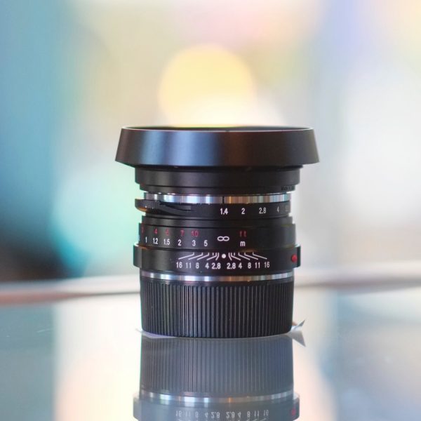 Voigtländer Nokton Classic 40mm f1.4 with LH-6 For Cheap