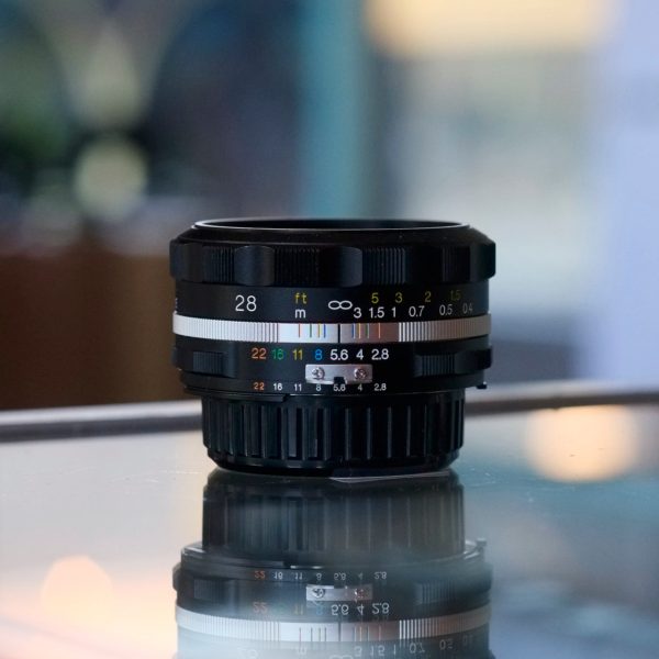 Voigtlander Color-Skopar Aspherical 28mm f2.8 SLIIs for Nikon F For Sale