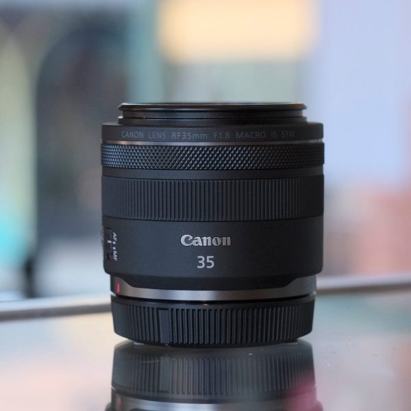 Canon RF 35mm f1.8 Macro IS STM Online