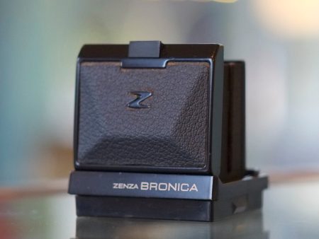 Bronica waist-level viewfinder for ETR For Sale