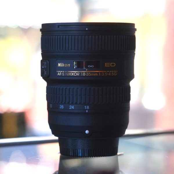 Nikon 18-35mm f3.5-4.5G AF-S Nikkor For Sale